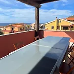 Attico Trilocale Vista Mare Strepitosa, 200 Mt Dal Mare, Wifi Powerful Castelsardo