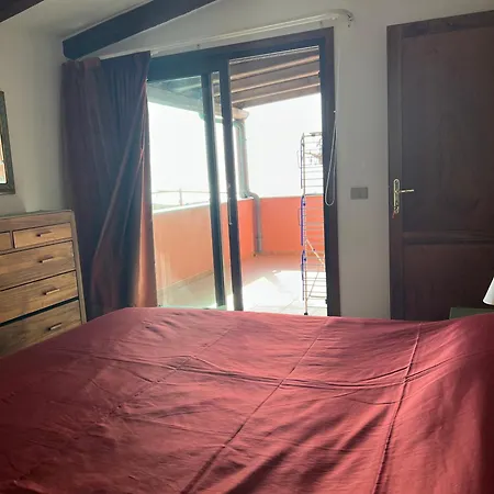 Attico Trilocale Vista Mare Strepitosa, 200 Mt Dal Mare, Wifi Powerful 公寓 *