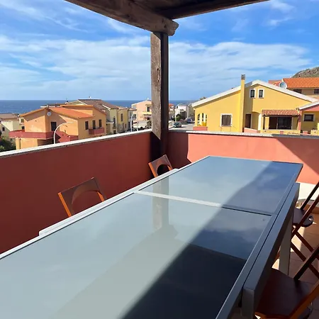 Attico Trilocale Vista Mare Strepitosa, 200 Mt Dal Mare, Wifi Powerful 卡斯特尔萨多