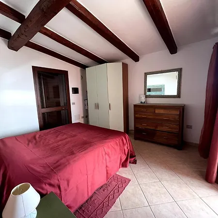 Attico Trilocale Vista Mare Strepitosa, 200 Mt Dal Mare, Wifi Powerful *
